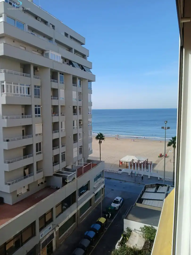 Piso de 63 m² en Cádiz