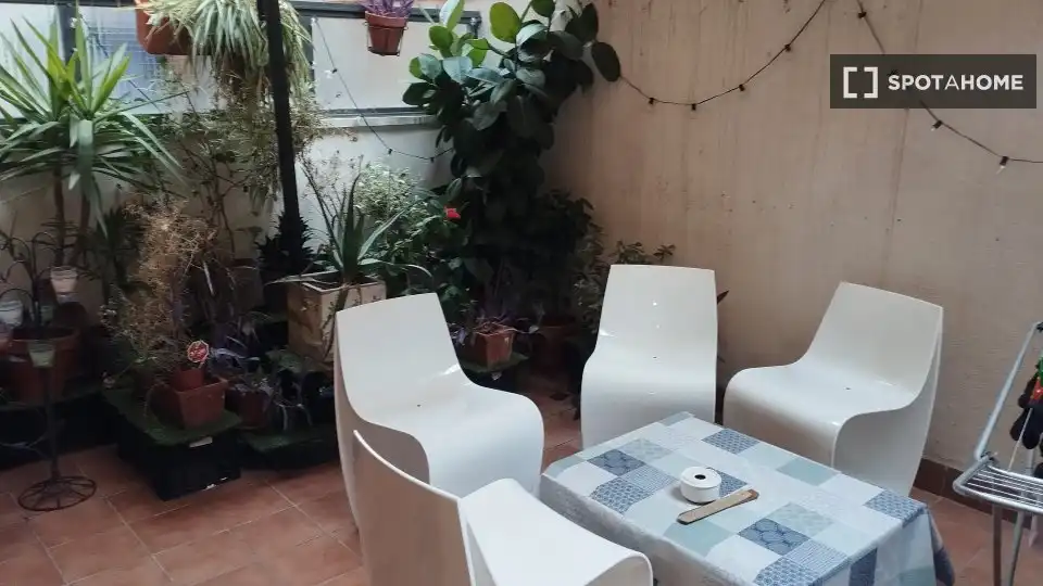 Habitación 82 m², l'Hospitalet de Llobregat