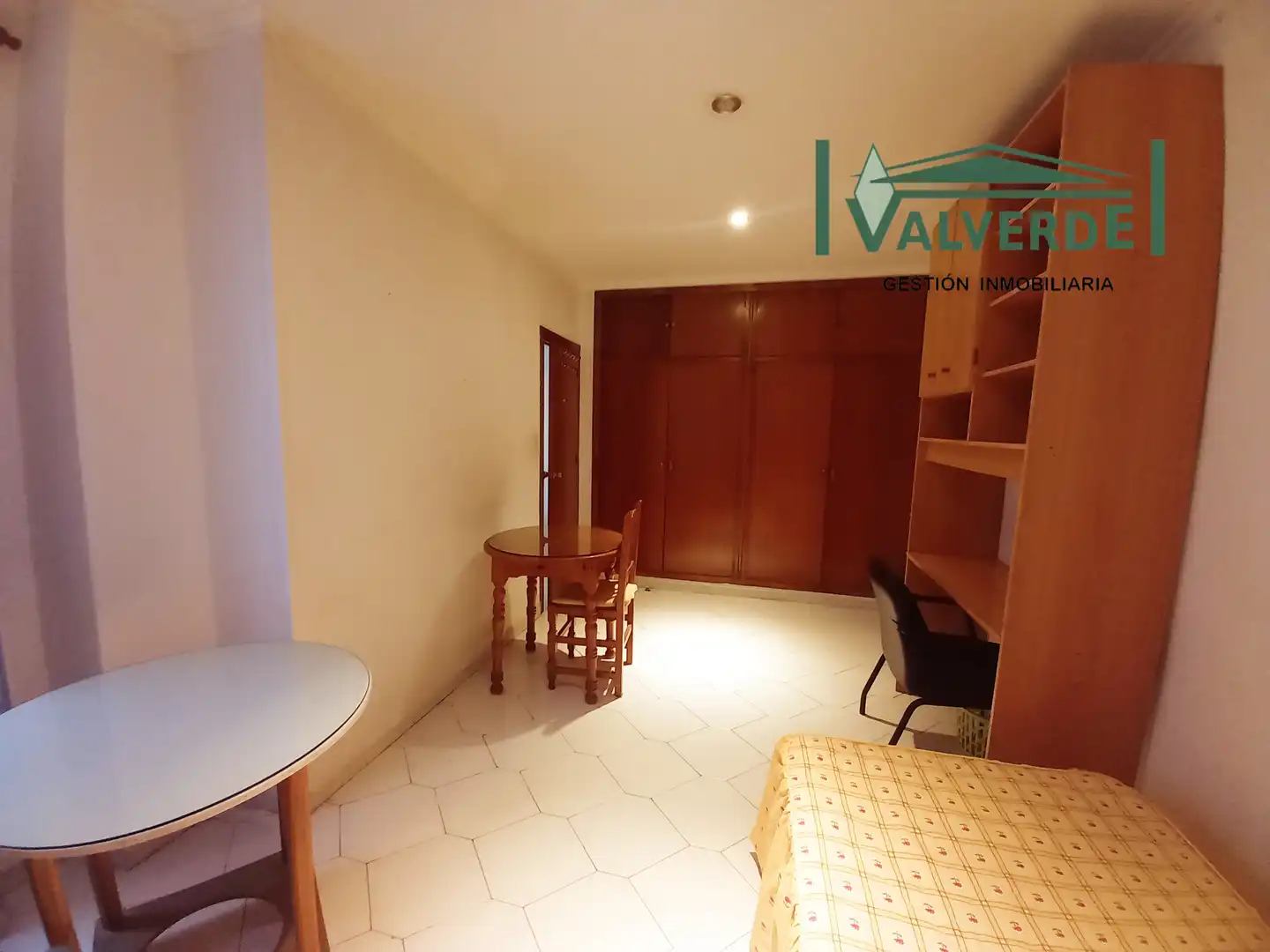 Piso de 83 m² en Granada