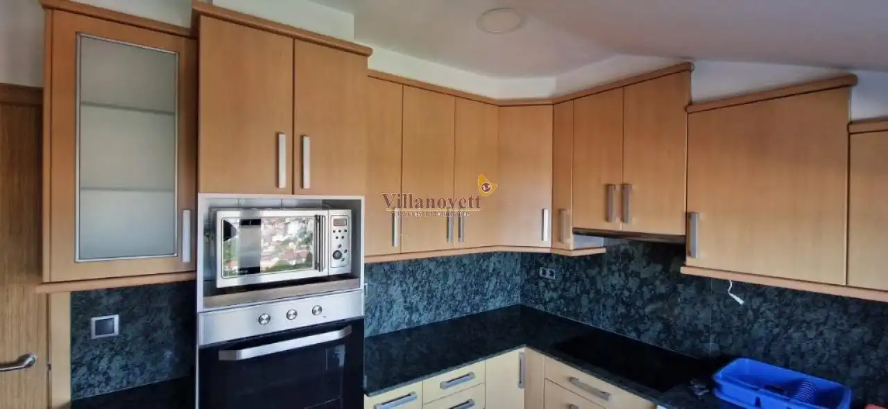 Piso de 98 m² en Vigo