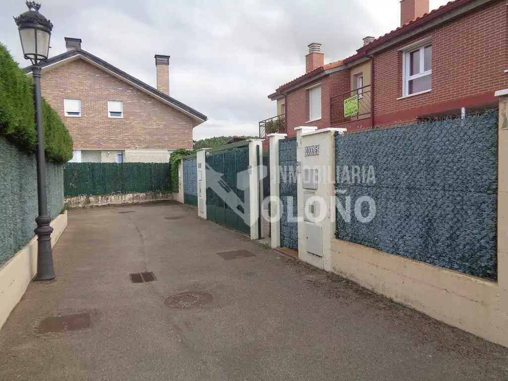 Piso de 140 m² en Anguciana