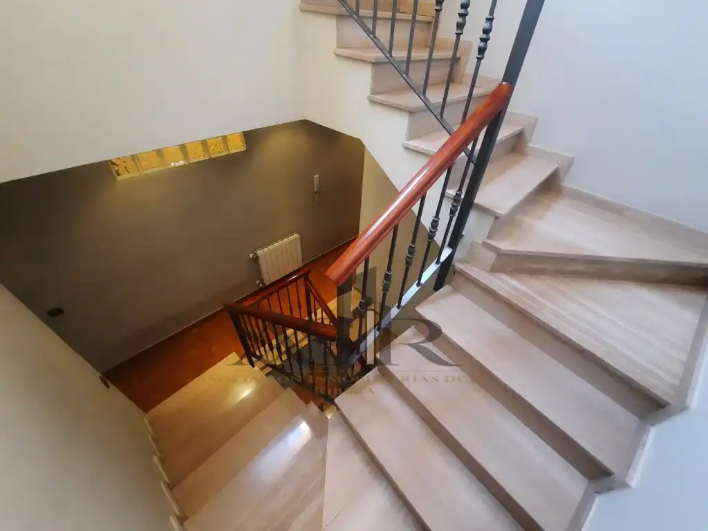 Casa 286 m² a Alzira