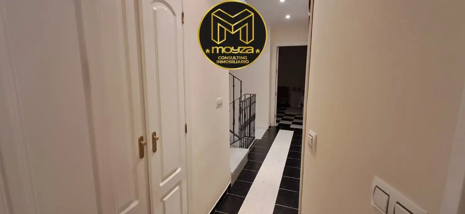 Piso de 250 m² en Jaén