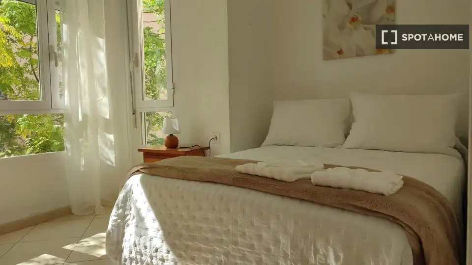 Habitación 92 m², Alicante