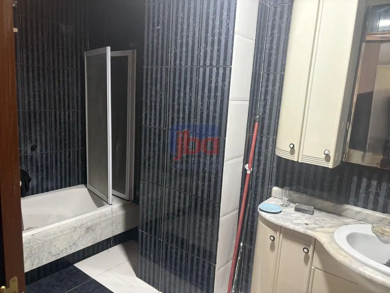 Wohnung 90 m² in Ourense