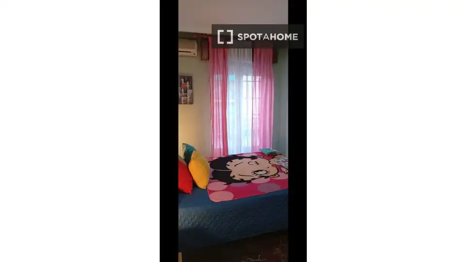 Habitación 102 m², Jaén