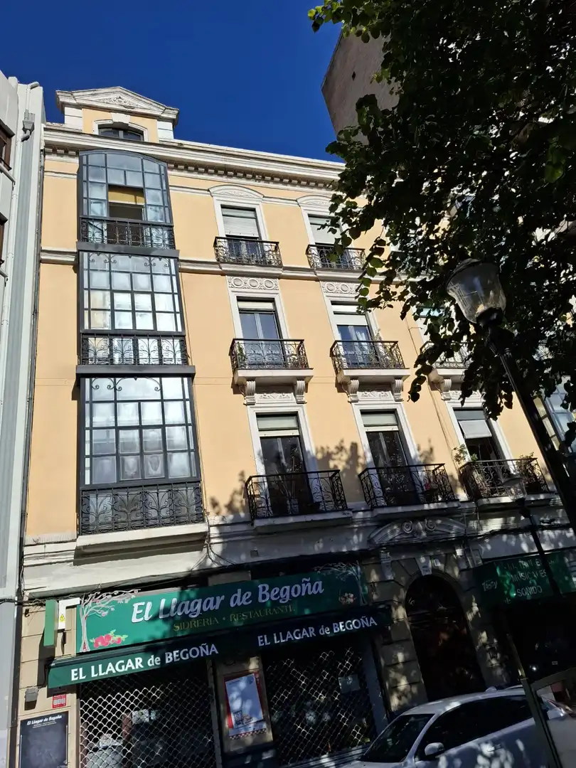 Piso de 160 m² en Gijón