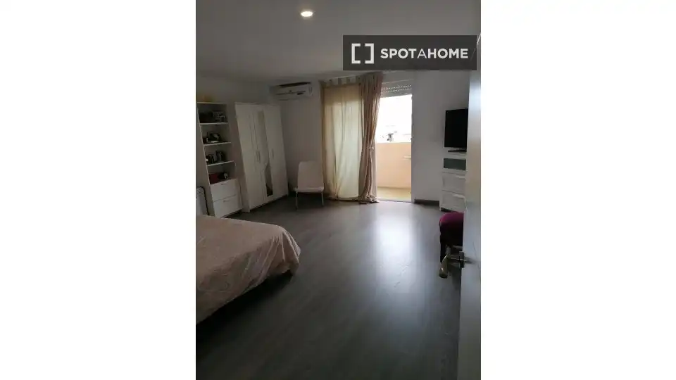 Habitación 161 m², Valencia