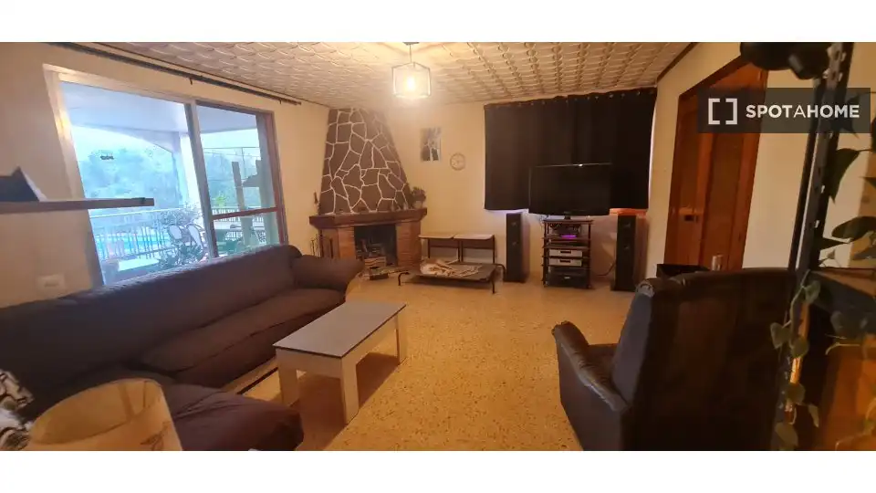 Habitación 300 m², Sagunto