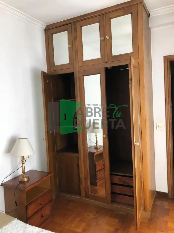 Piso de 130 m² en Ourense