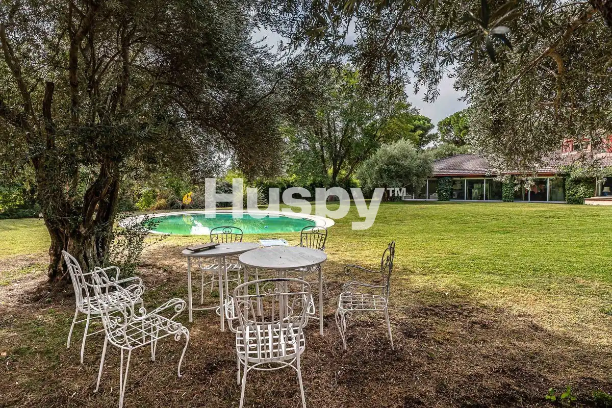 Casa de 1200 m² a Pozuelo de Alarcón