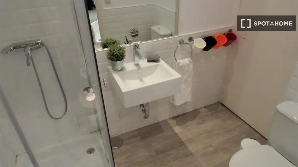 Habitació de lloguer, Madrid