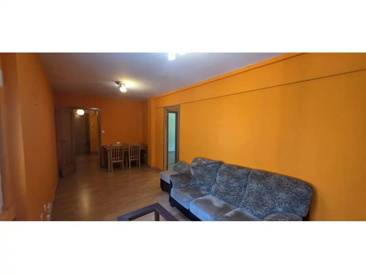 Piso de 90 m² en Santiago de Compostela