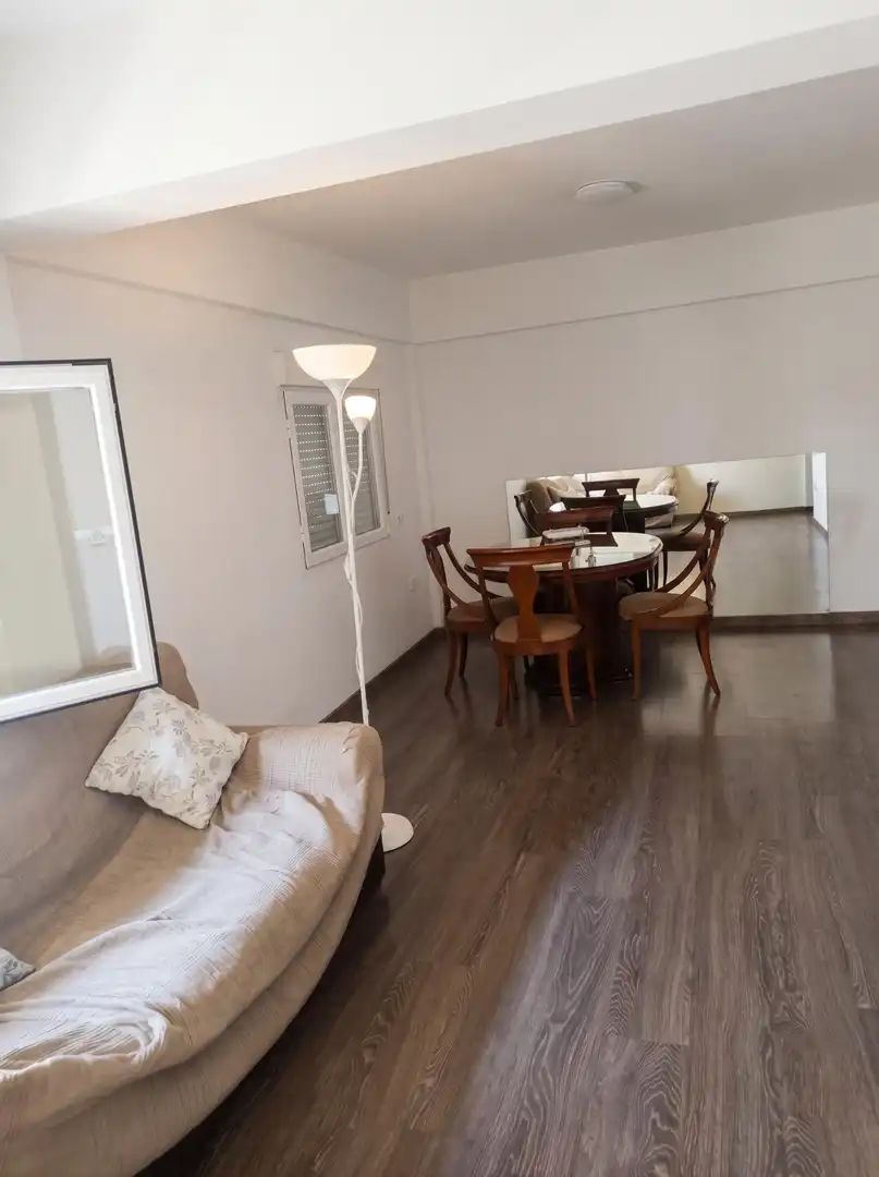 Piso de 90 m² en Granada