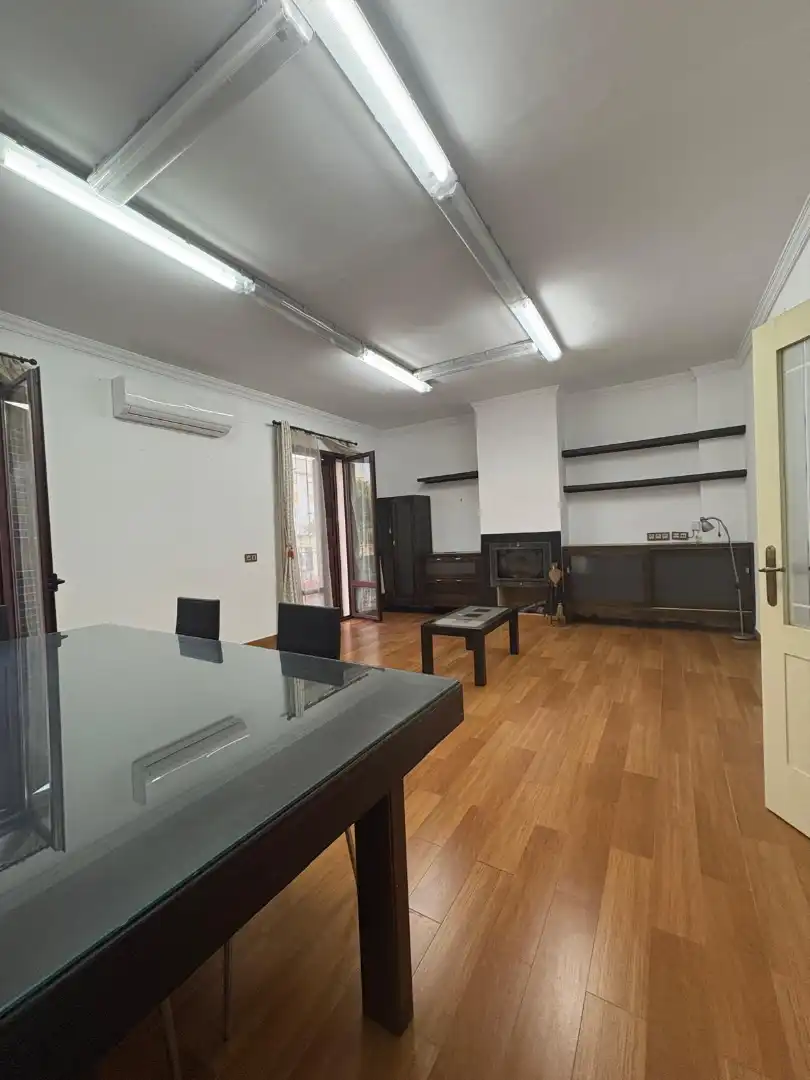 Apartamento 190 m² em Carmona
