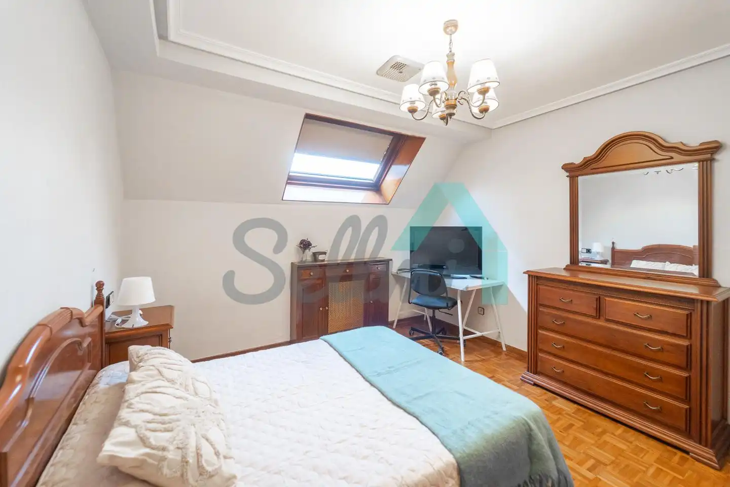 Piso de 107 m² en Oviedo