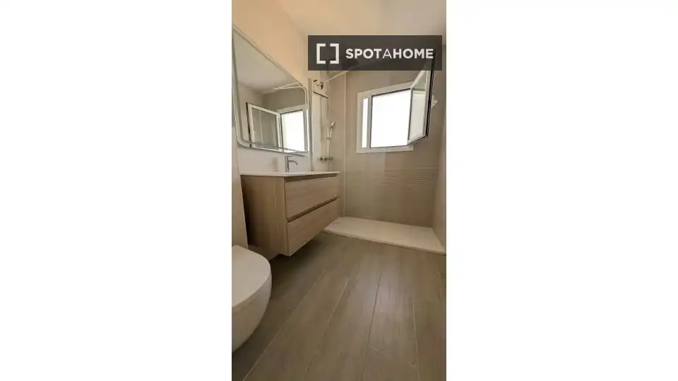 Habitación 101 m², Alicante