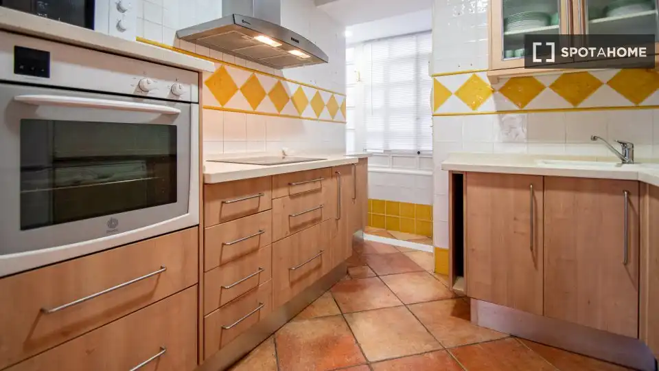 Habitación 81 m², Cádiz