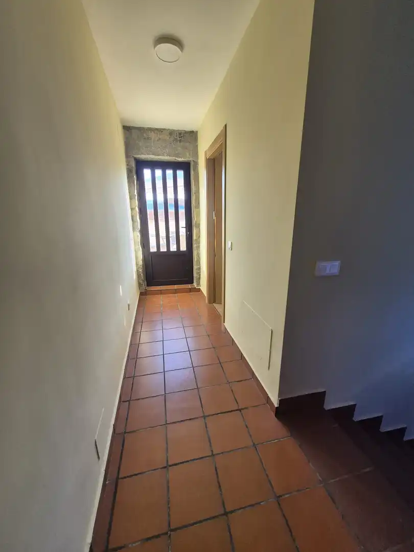 Piso de 140 m² en Gemuño