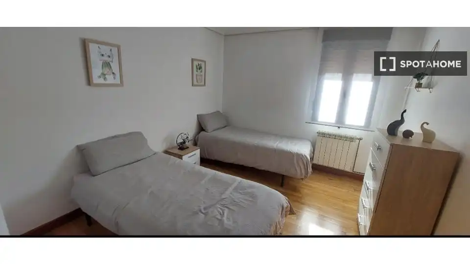 Habitación 109 m², Camargo