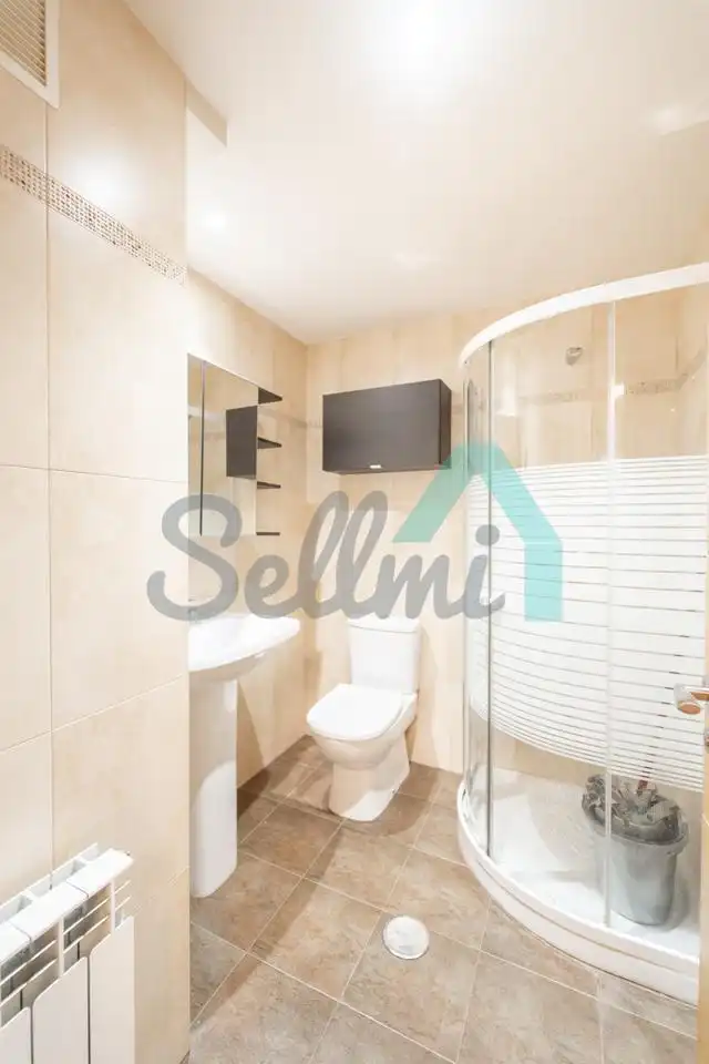 Piso de 51 m² en Oviedo