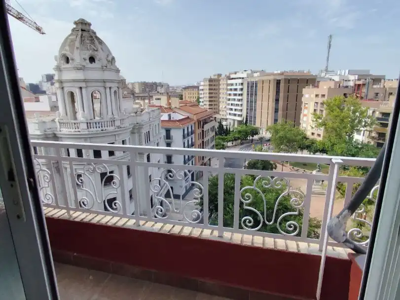 Piso de 140 m² en Zaragoza