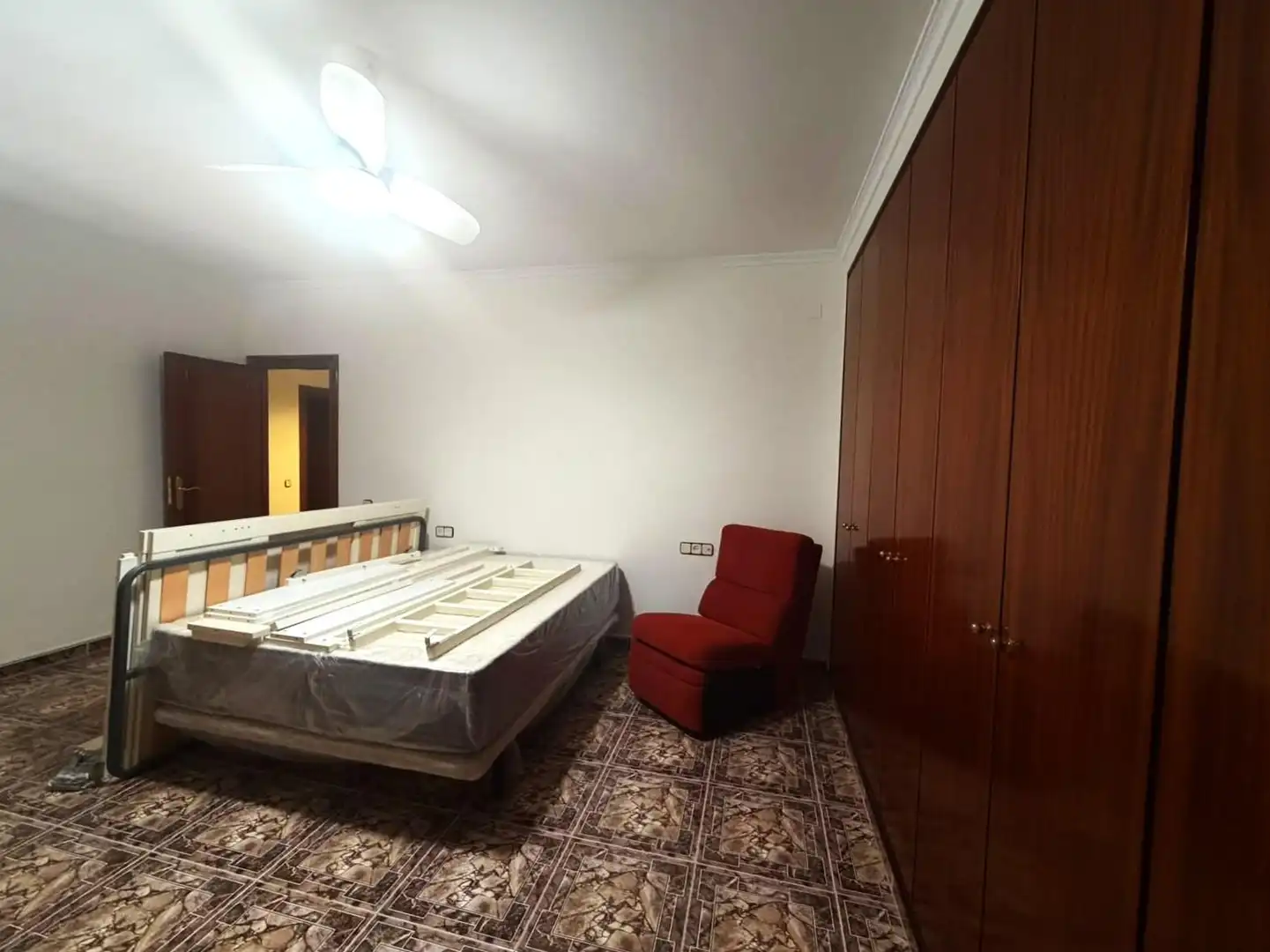 Casa de 236 m² a Rafelbunyol