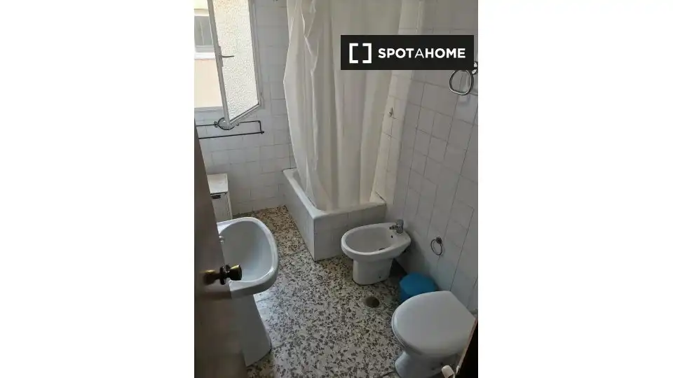 Habitación 115 m², Granada