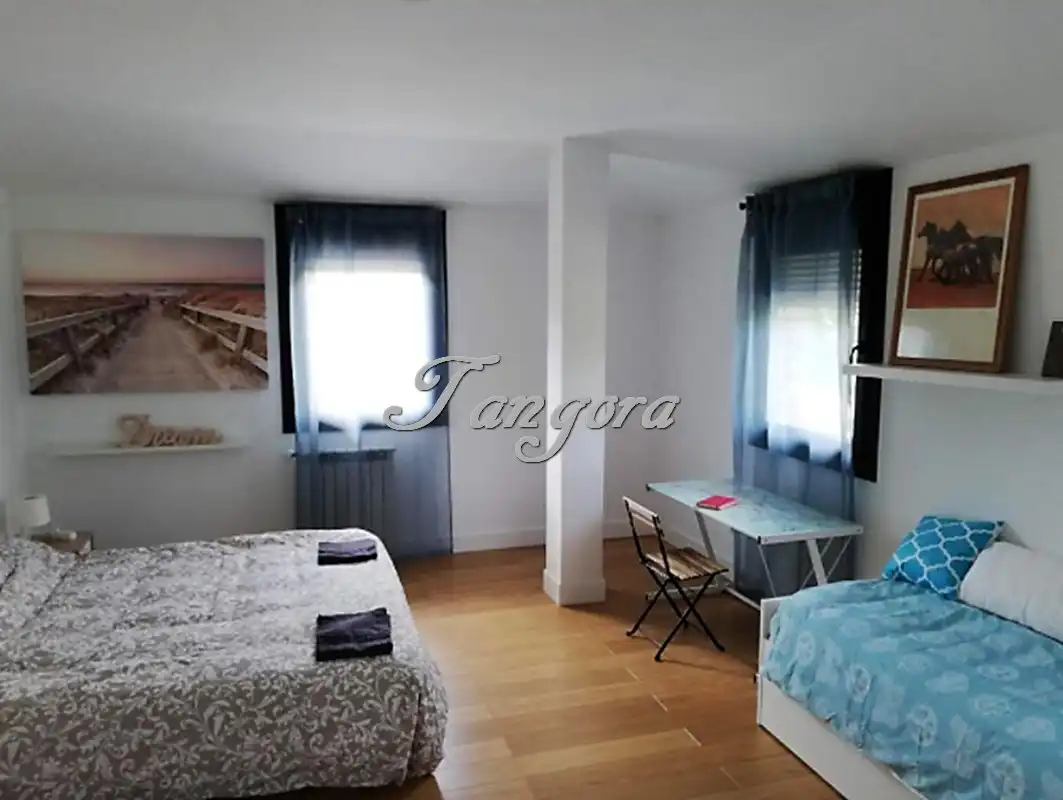 Piso de 300 m² en Mendata