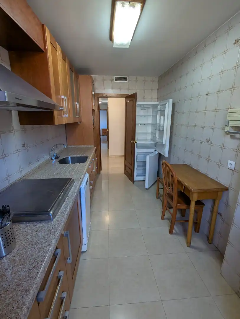 Habitació 100 m², Còrdova