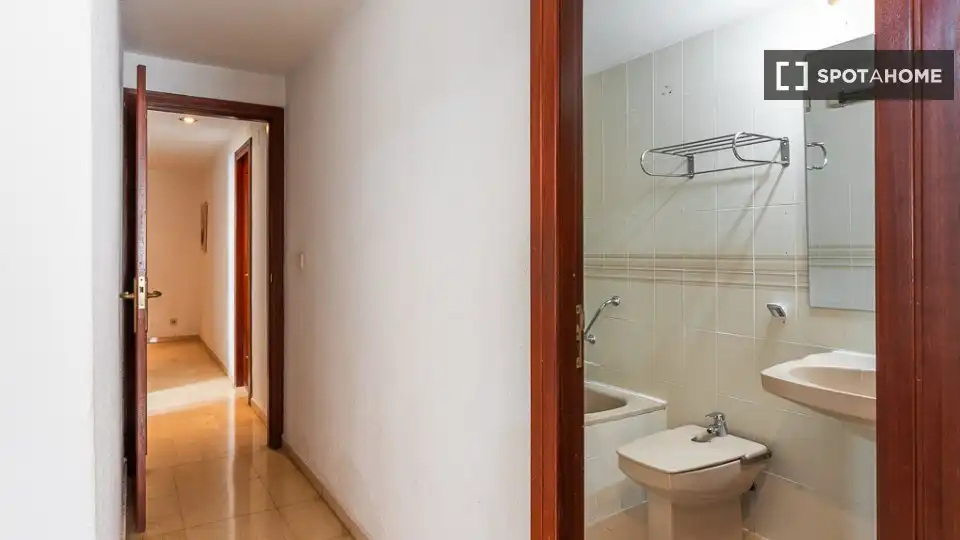 Habitación 150 m², Alicante