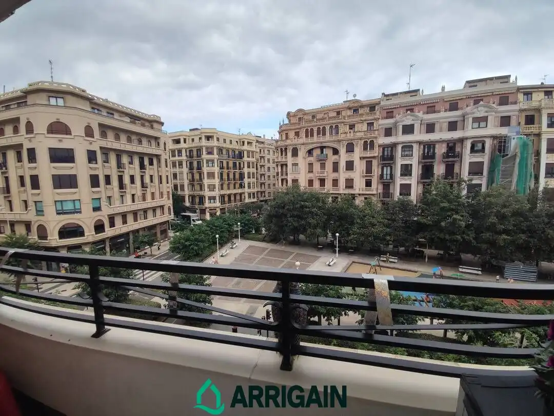 Pis de 130 m² a Sant Sebastià
