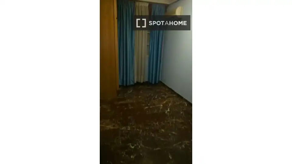 Habitación 101 m², Jaén