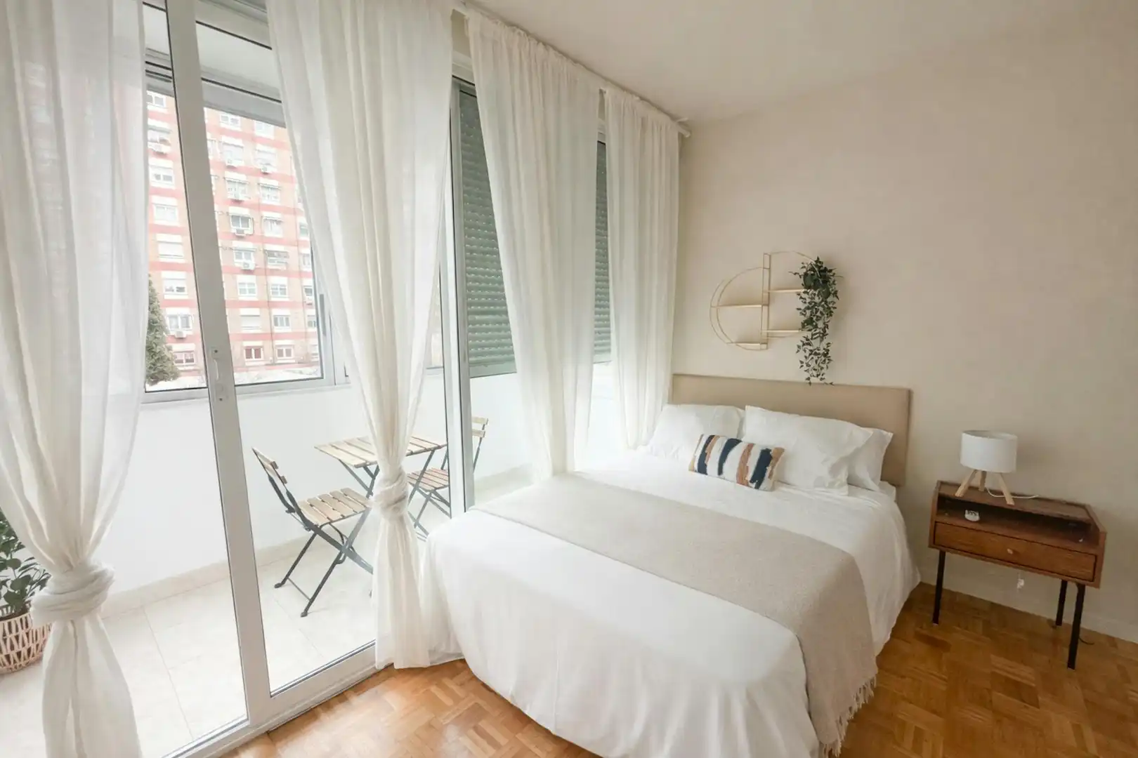 Habitación 100 m², Madrid