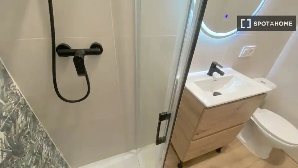 Habitación 230 m², Sevilla