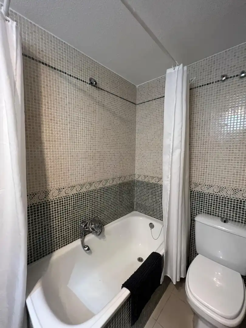 Habitación 118 m², Granada