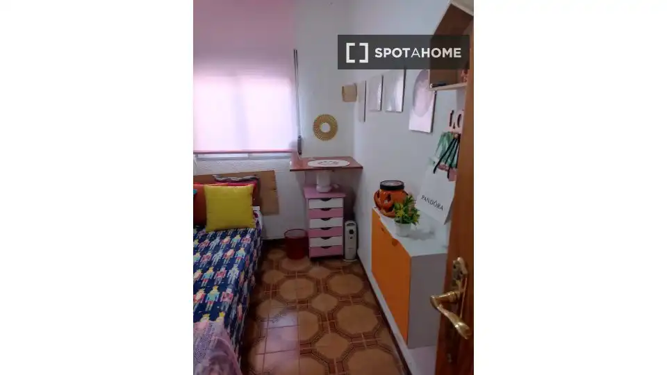 Habitación 86 m², Jaén