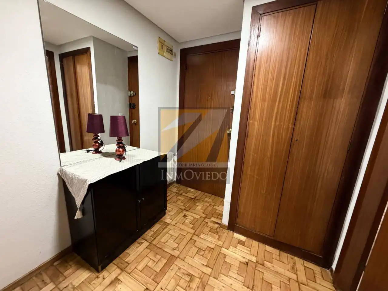 Piso de 50 m² en Oviedo