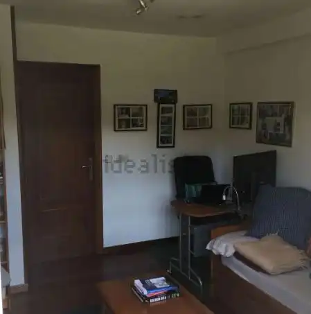 Casa de 300 m² en Santiago de Compostela