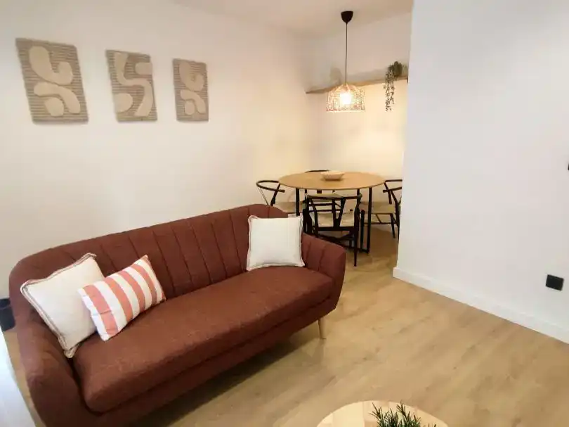 Habitación 90 m², Ávila
