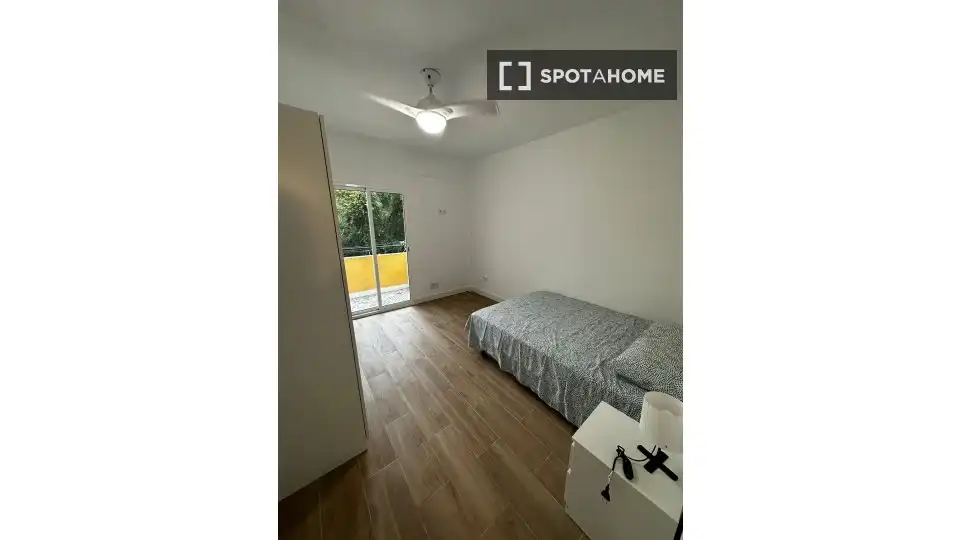 Pis de 87 m² a València