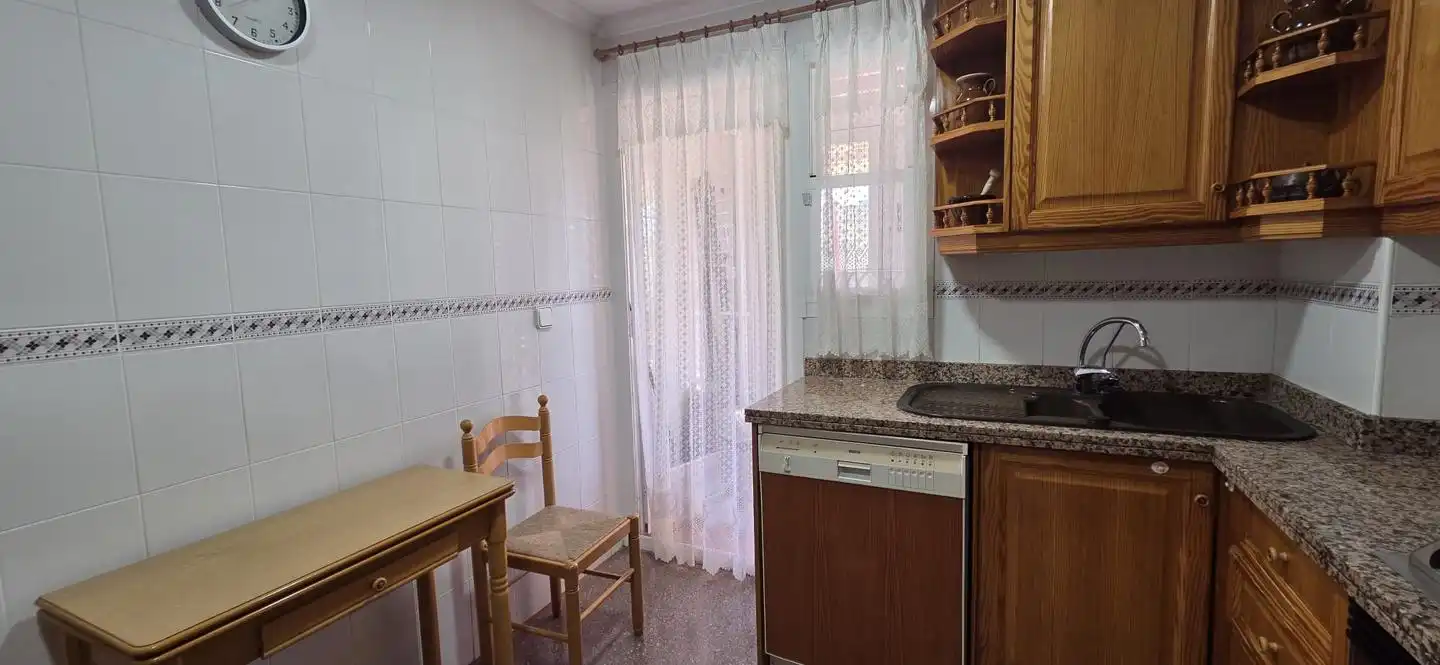 Habitación 100 m², Elche
