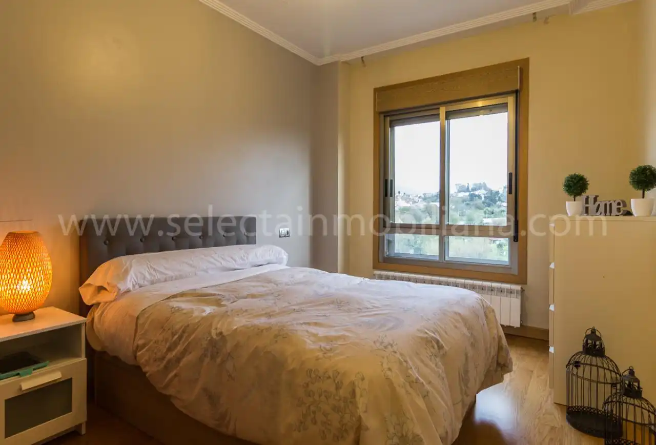 Piso de 90 m² en Pontevedra