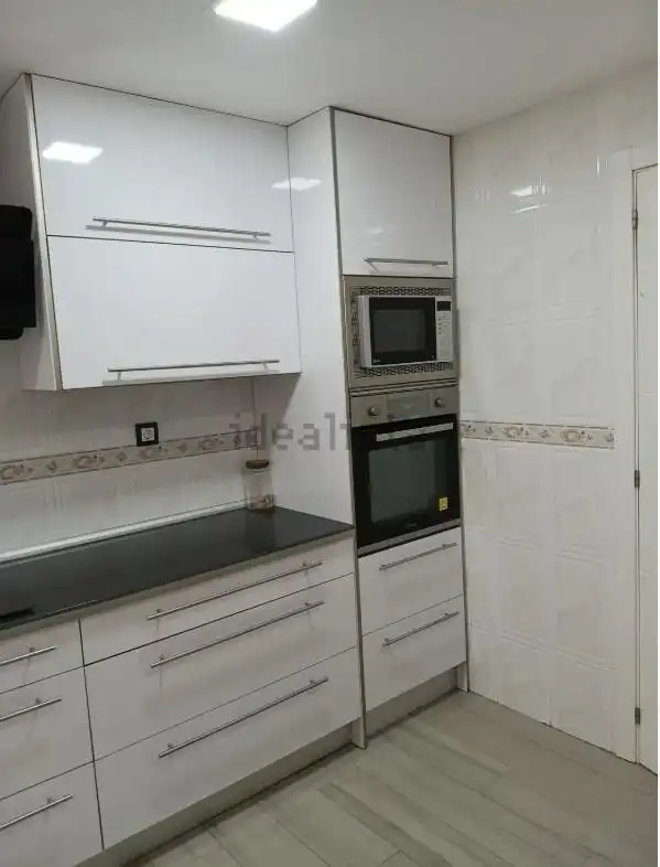 Wohnung 90 m² in Alicante