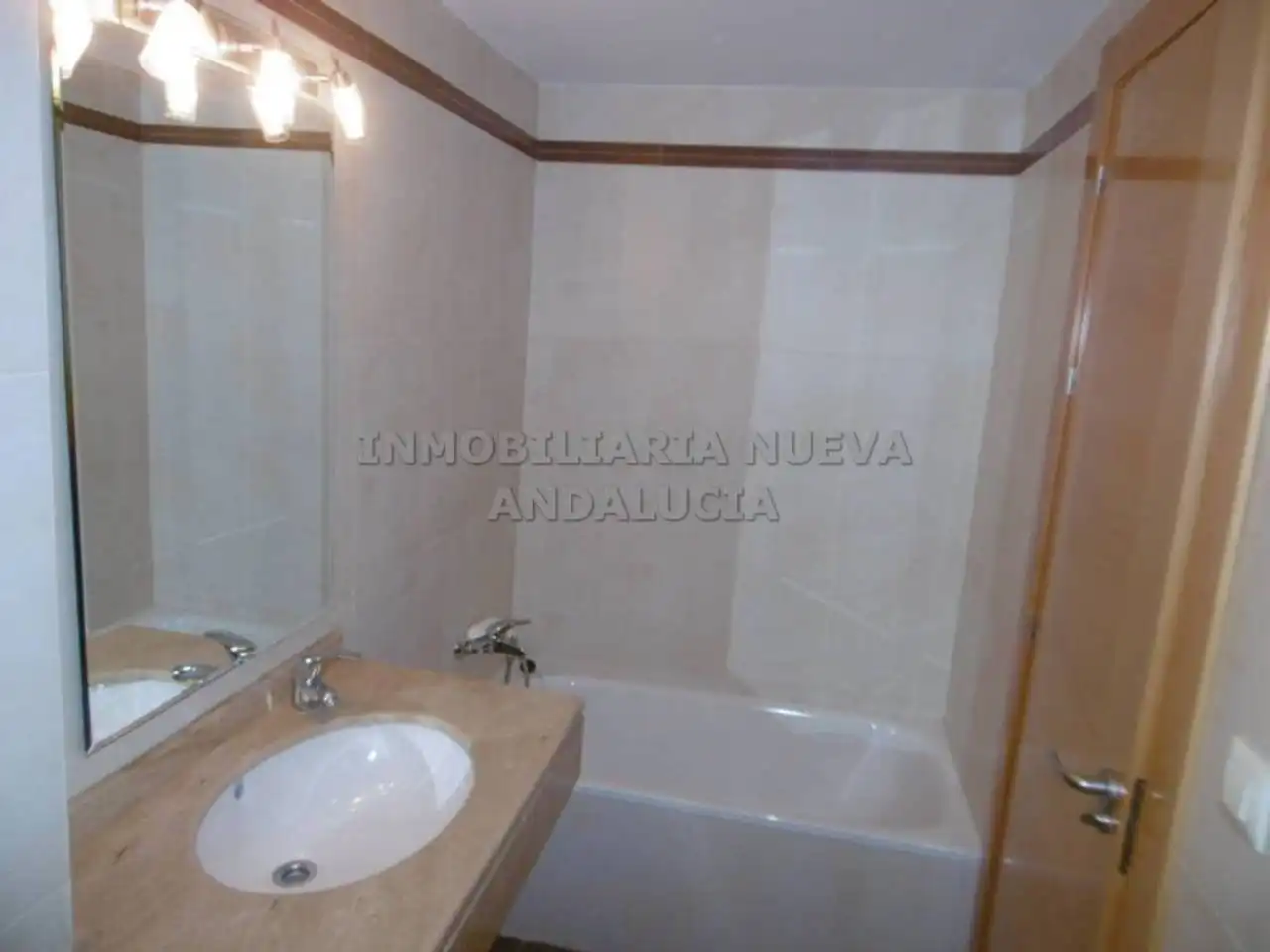 Piso de 90 m² en Almería