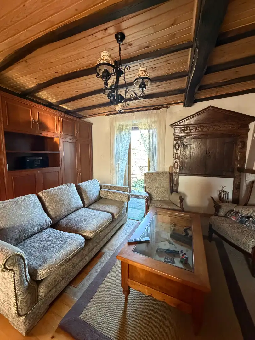 Piso de 585 m² en Baños de Molgas