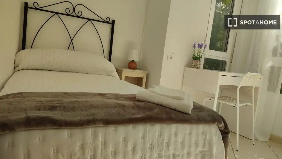 Habitación 92 m², Alicante