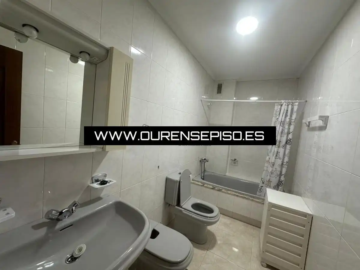 Wohnung 100 m² in Ourense
