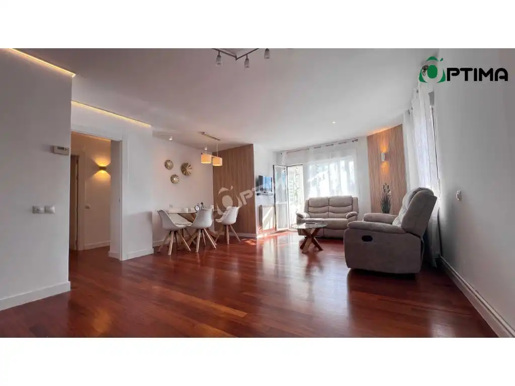 Appartamento 165 m² a Santiago de Compostela