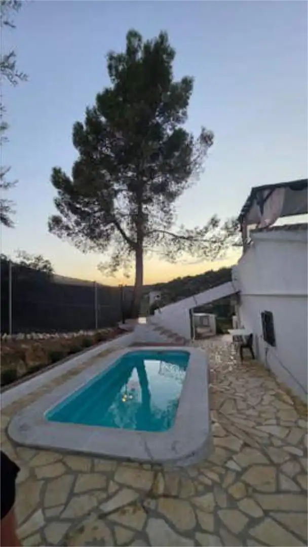Piso de 300 m² en Santisteban del Puerto